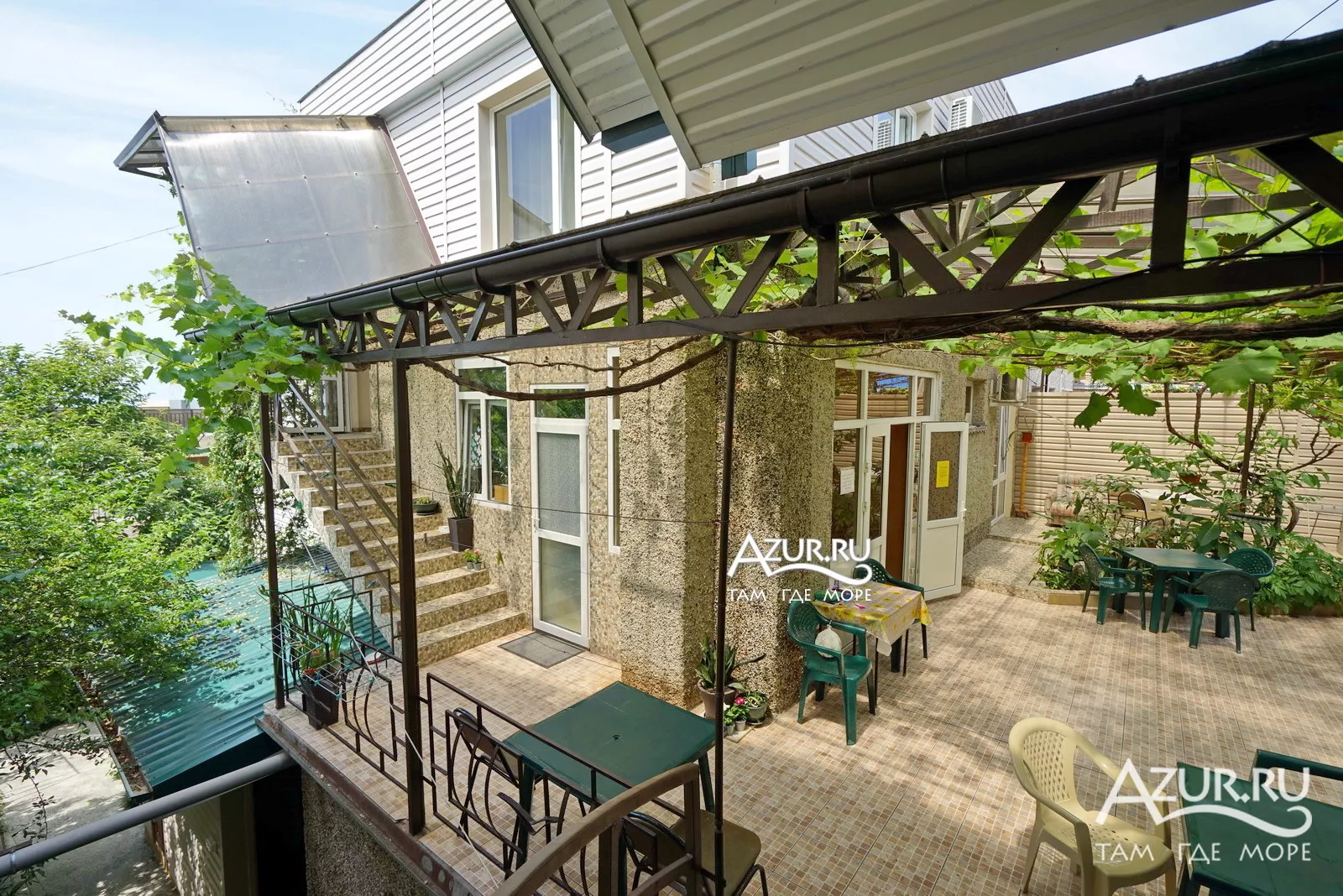 . Гостевой дом "Семейный отдых" - Лазаревское. Лазаревское