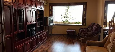 Квартира в многоквартирном доме Двухуровневая 3-к квартира на лимане ул. Горького