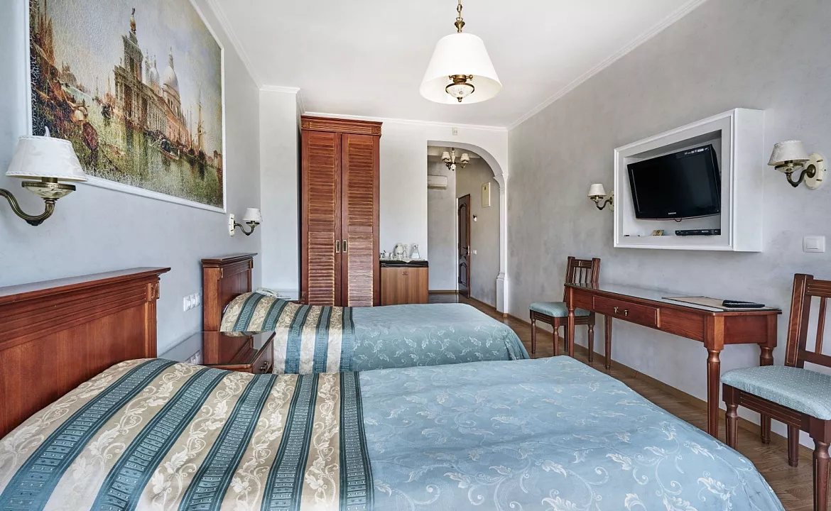 Двухместный стандарт. Гостевой дом "KuprInn". Балаклава Двухместный стандарт. Гостевой дом "KuprInn". Балаклава