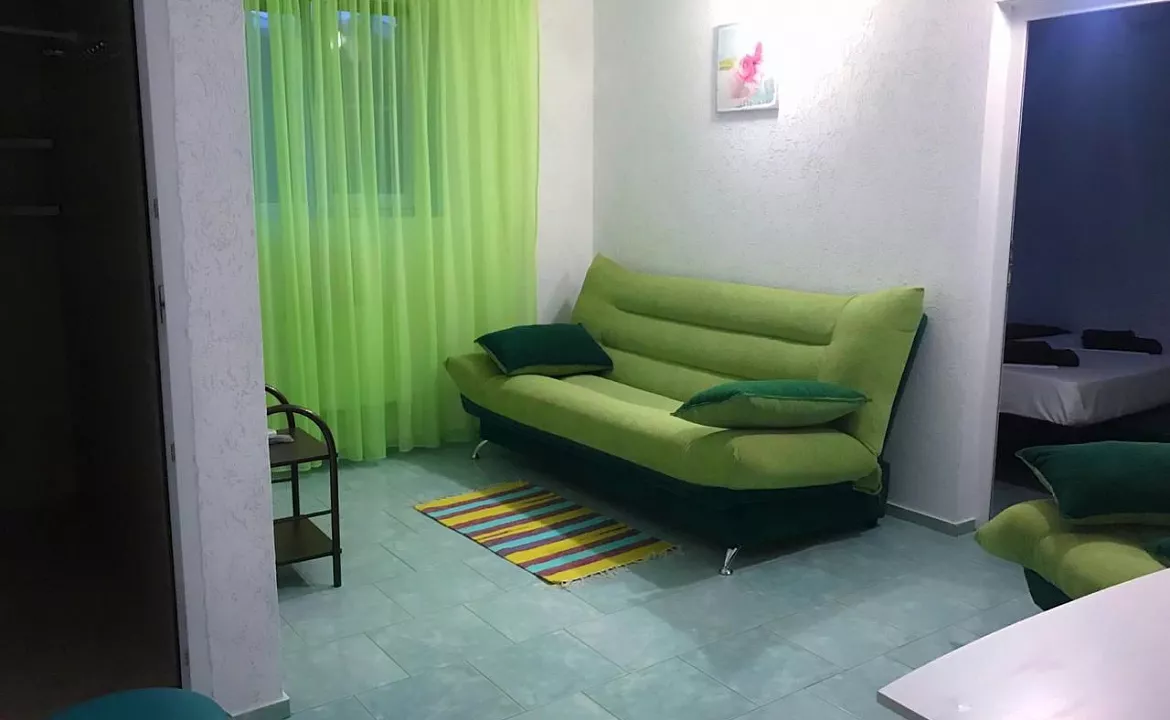 Семейный. Гостевой дом Лайт Бриз Кучугуры. Кучугуры