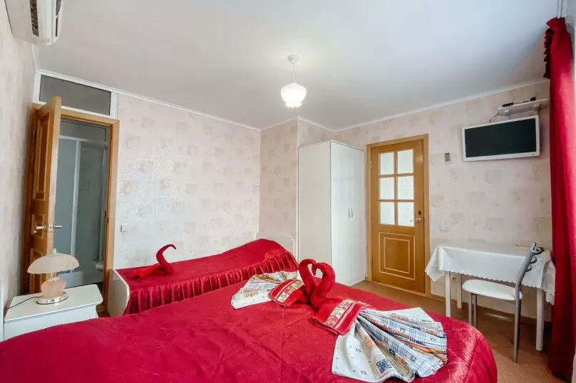 . Гостевой дом " У Виктора". Анапа