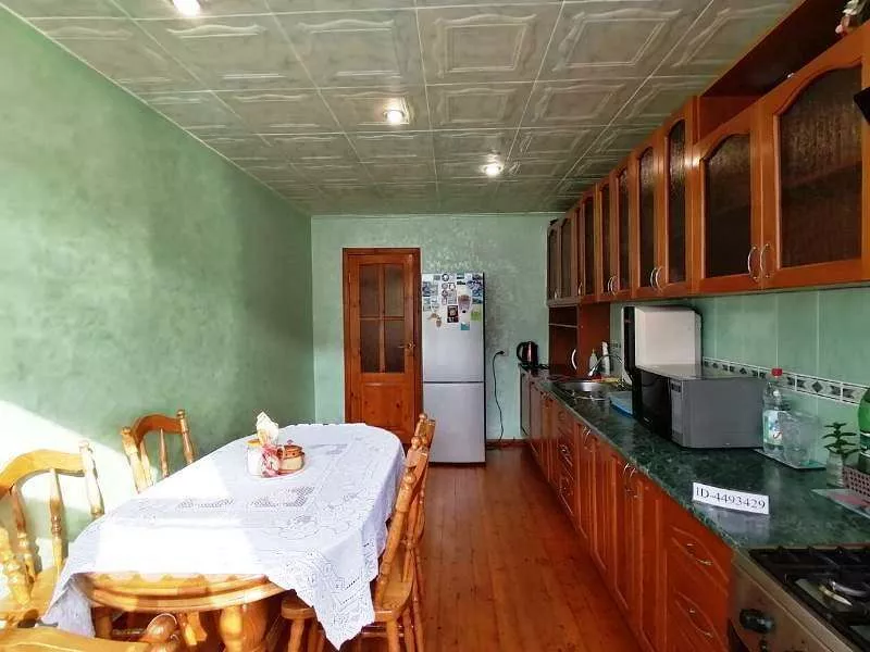 . Квартира в многоквартирном доме 3 комнатная Центральная 3. Небуг