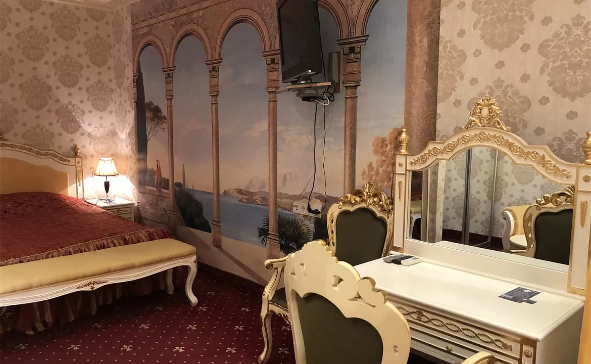 Номер - студио. Апартаменты Роял Никита. Никита