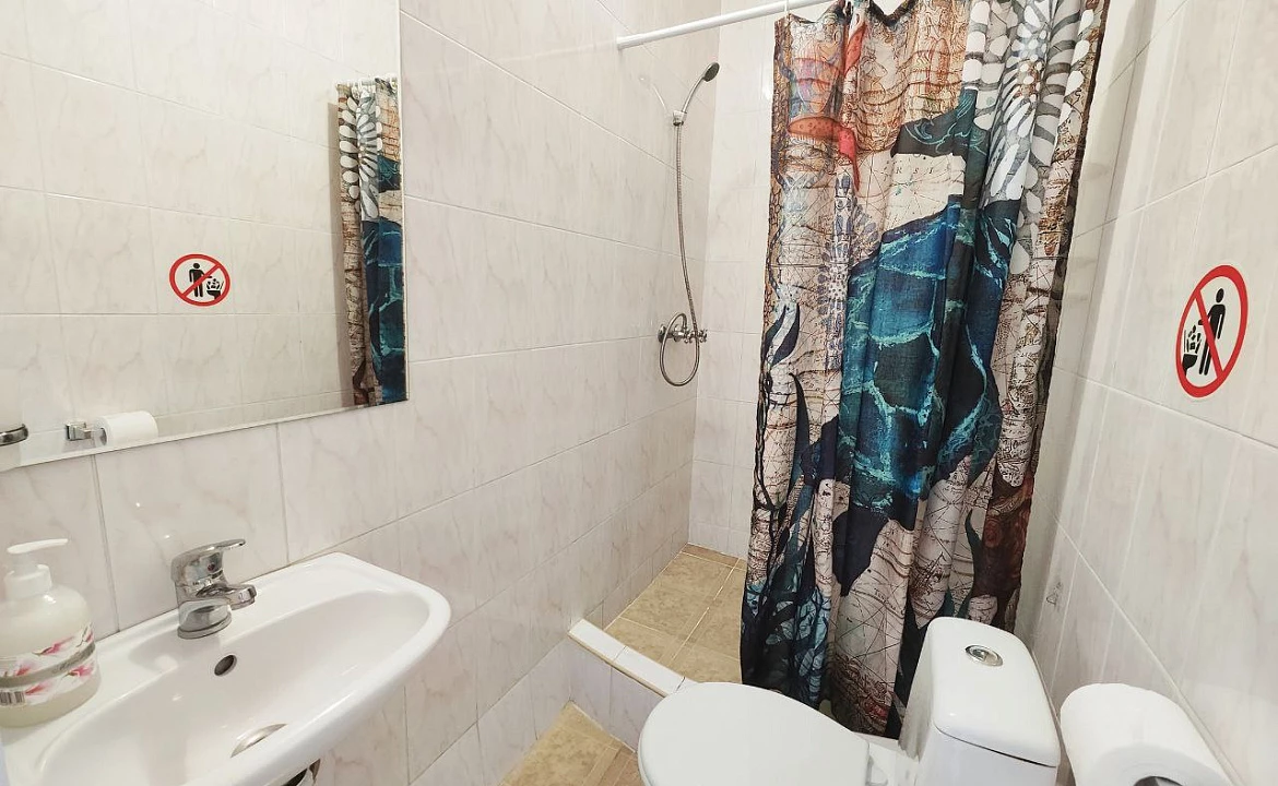 3-х местный номер Стандарт. Гостевой дом "Регион 86" . Адлер