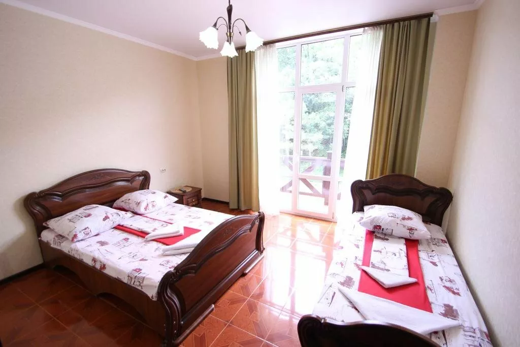 Классический 2-4х местный с видом на море (мансарда 4 этаж,без балкона). Отель «RIVIERA GRAND HOTEL». Лермонтово