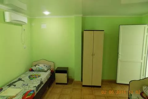 3-х местный номер Стандарт. Гостевой дом "Тихий уголок". Архипо-Осиповка