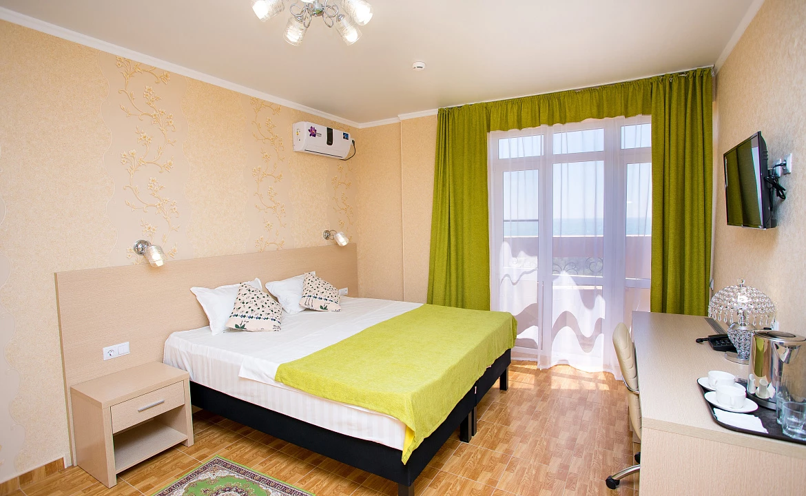 4-х местный «Семейный» с видом на море. Отель "Alfa Summer". Анапа