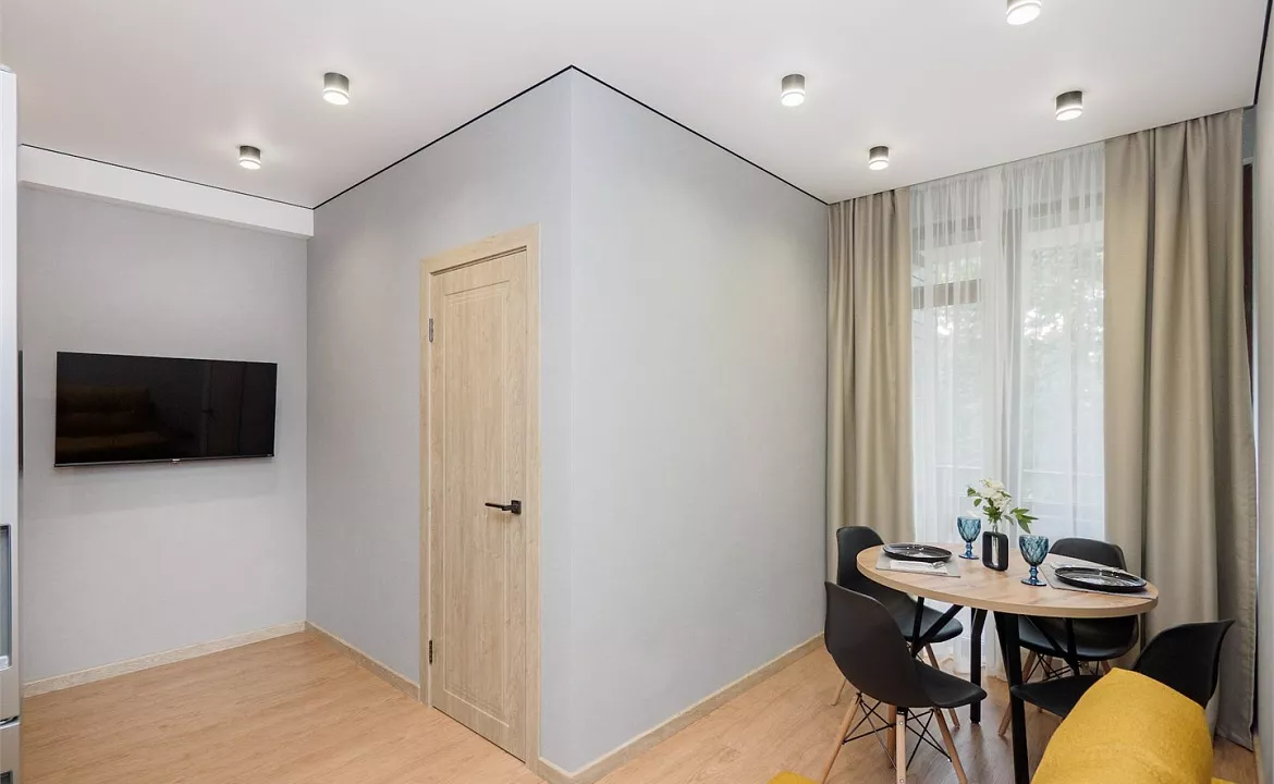 Апартамент с балконом. Апарт-отель "Регул". Красная Поляна