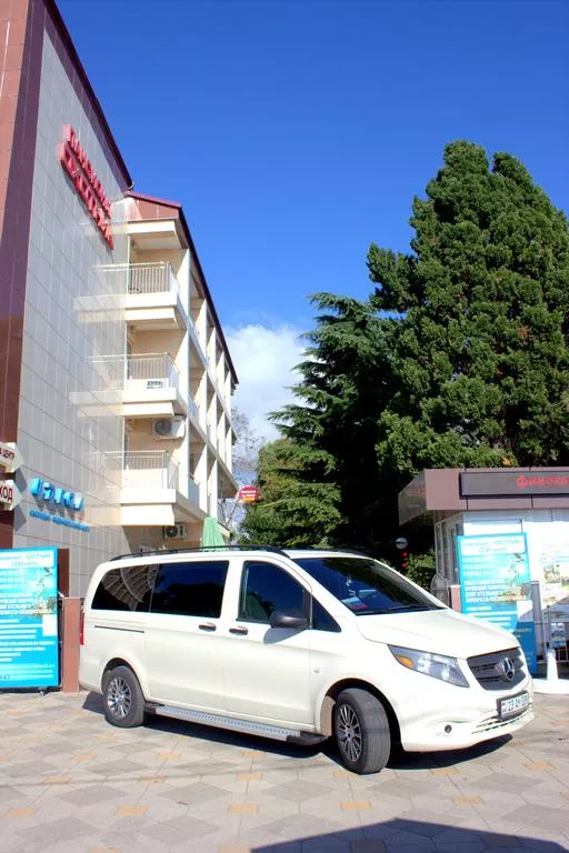 . Отель Охотник. Адлер