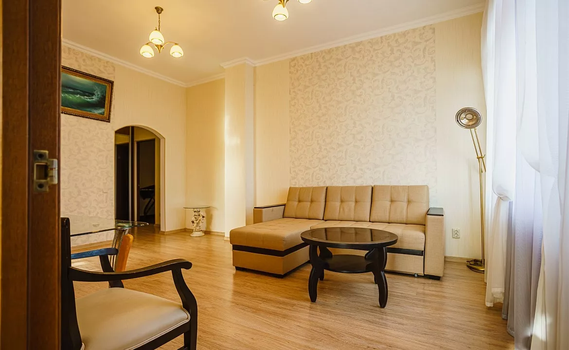 Апартаменты двухкомнатные люкс с террасой 1. Гостевой дом Лиана. Ливадия