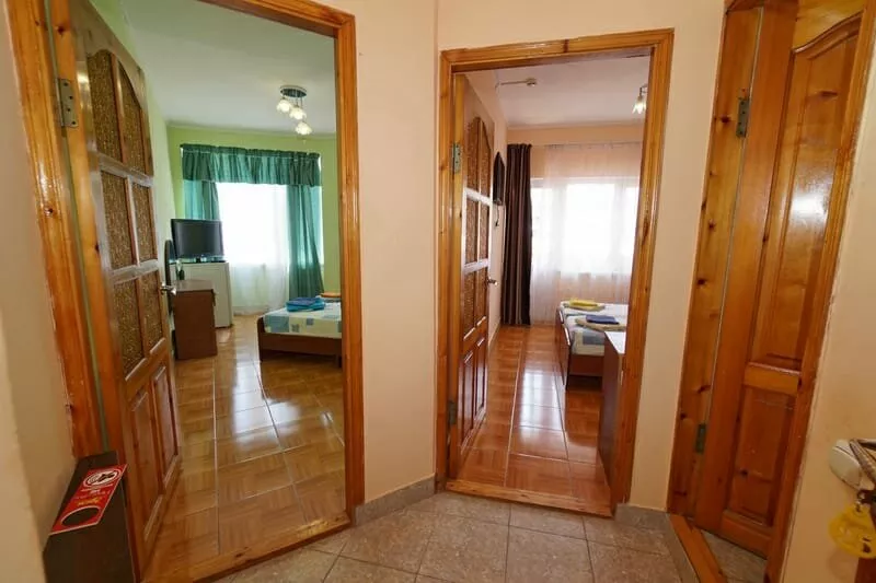 Двухкомнатный четырехместный. Гостиница "Эдем". Лермонтово Двухкомнатный четырехместный. Гостиница "Эдем". Лермонтово