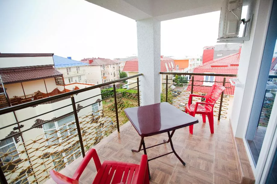 2-х местный стандарт. Гостиница  № 56 Семейный **. Симферополь