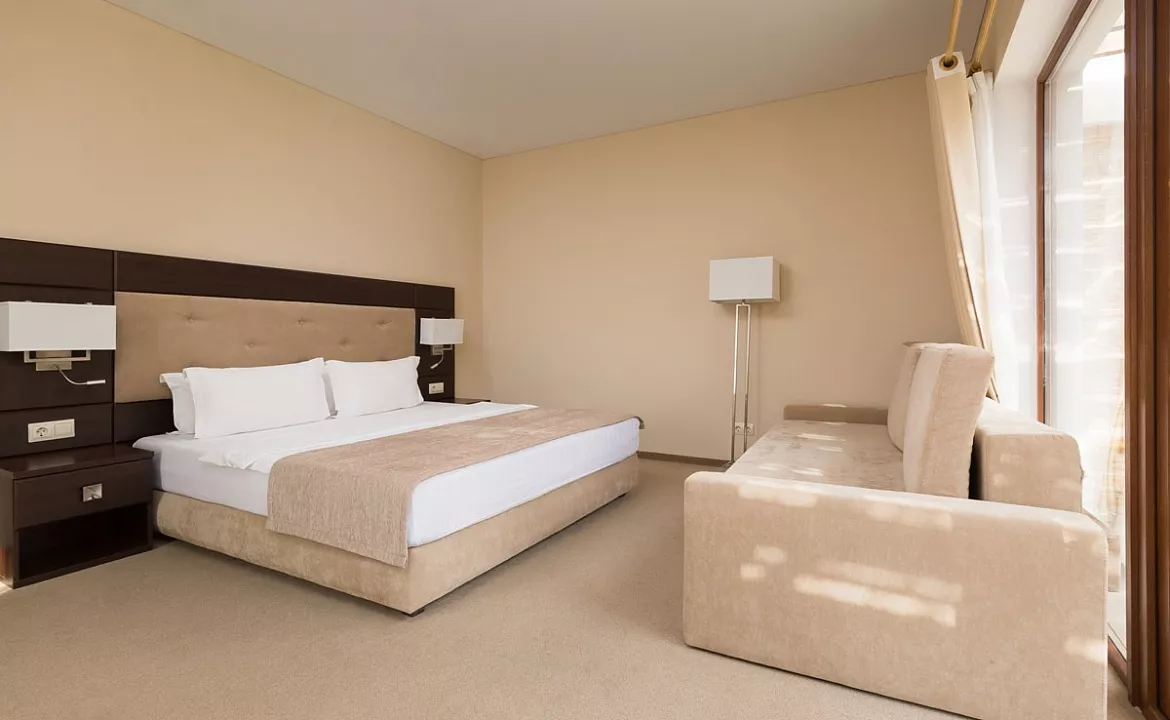 ДЖУНИОР. Семейный отель RIGA VILLAGE RESORT. Щелкино