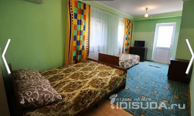 3х местный с завтраком август . Гостевой дом У Георгия . Витязево