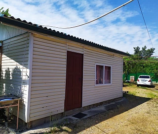 домик 7 местный. Частный сектор Спартак. 