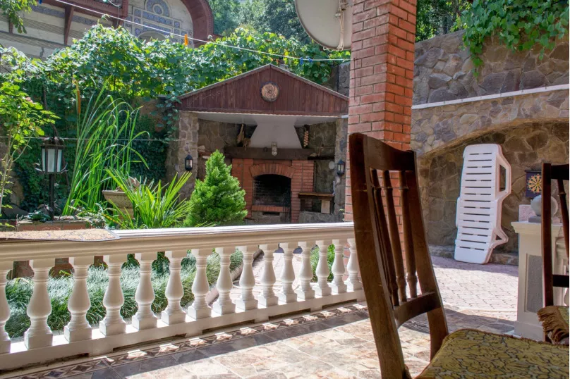 . Частный гостевой дом Атаманский дворик. Ялта