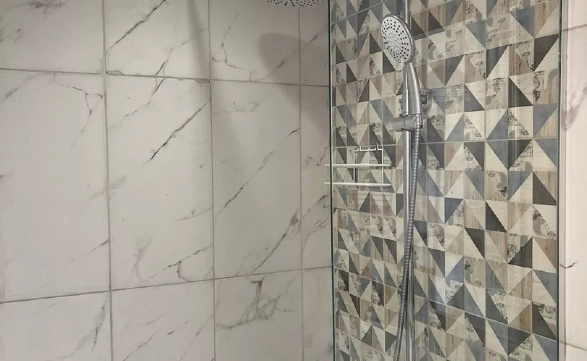 Малый дом . Гостевой комплекс "Атмосфера". Сухум