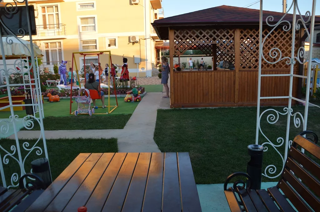 . Отель "Лучезарный". Витязево