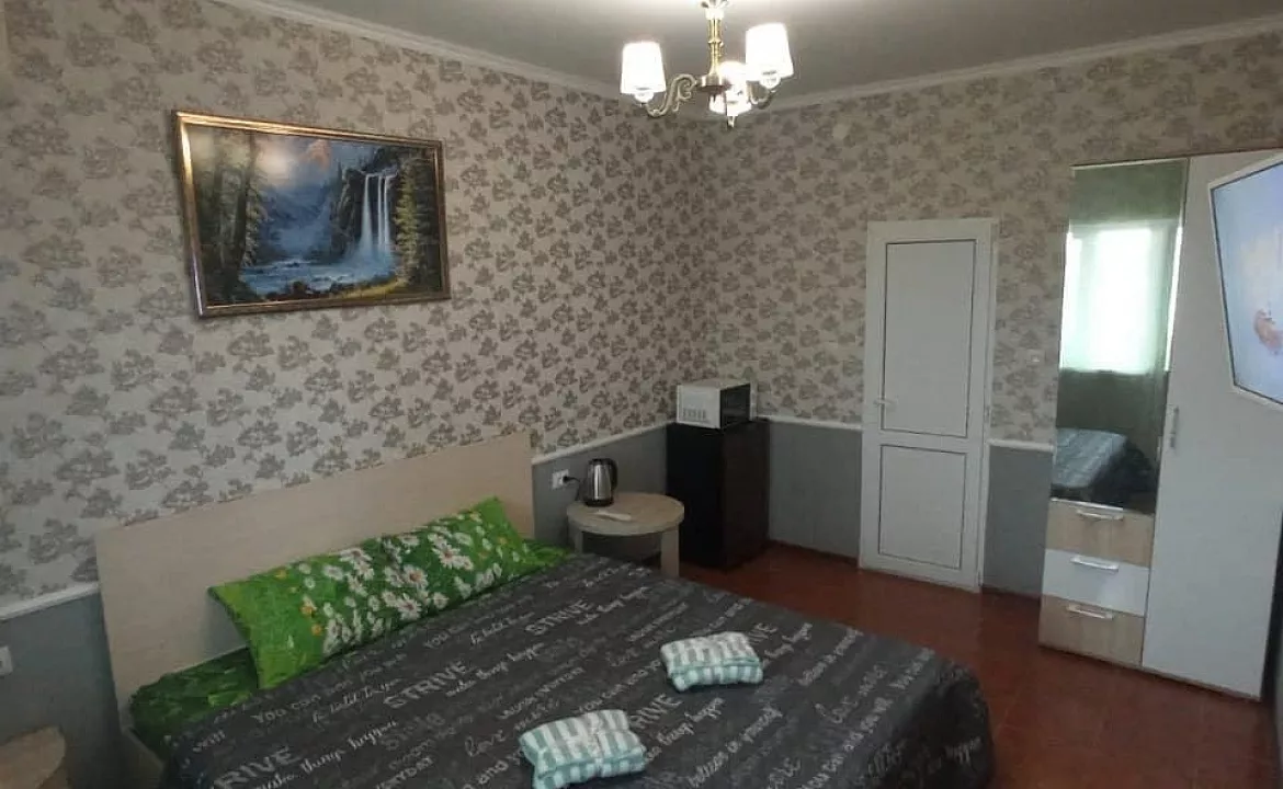 Двухместный полулюкс. Гостевой дом Персей. Витязево Двухместный полулюкс. Гостевой дом Персей. Витязево