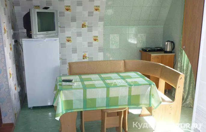 4-х местный с удобствами (2 ком. квартира). Гостевой дом На Приморском . Голубицкая