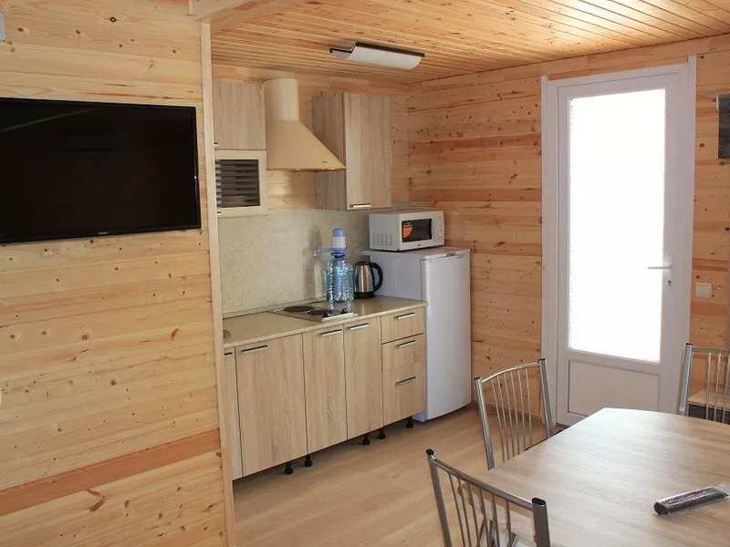 . База отдыха Должанский дворик "АКВАРЕЛИ". Должанская