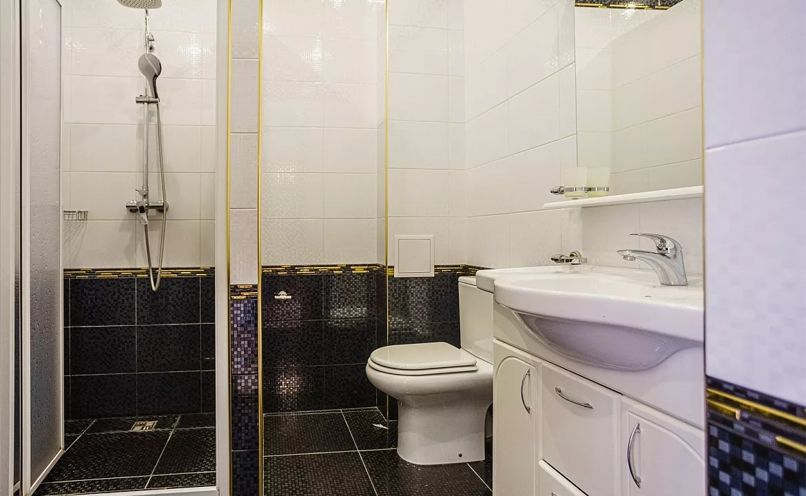 Апартаменты двухкомнатные люкс с террасой 1. Гостевой дом Лиана. Ливадия