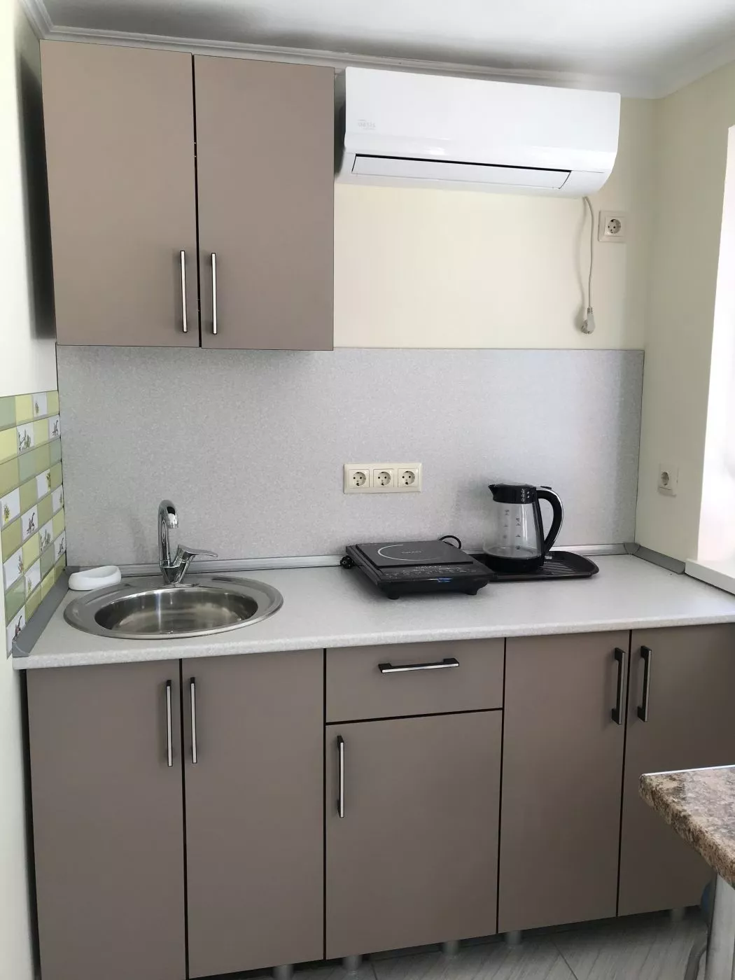 . Гостевой дом "Оазис". Сухум