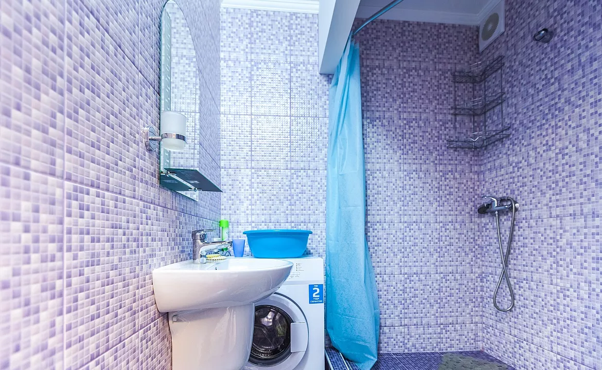 Люкс с балконом до 5 чел. Гостевой дом Пролетарская 12. Гурзуф