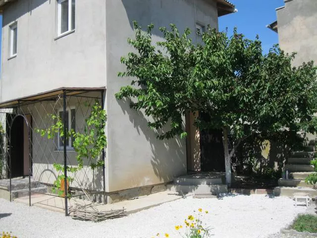 . Гостевой дом "Лето". Евпатория