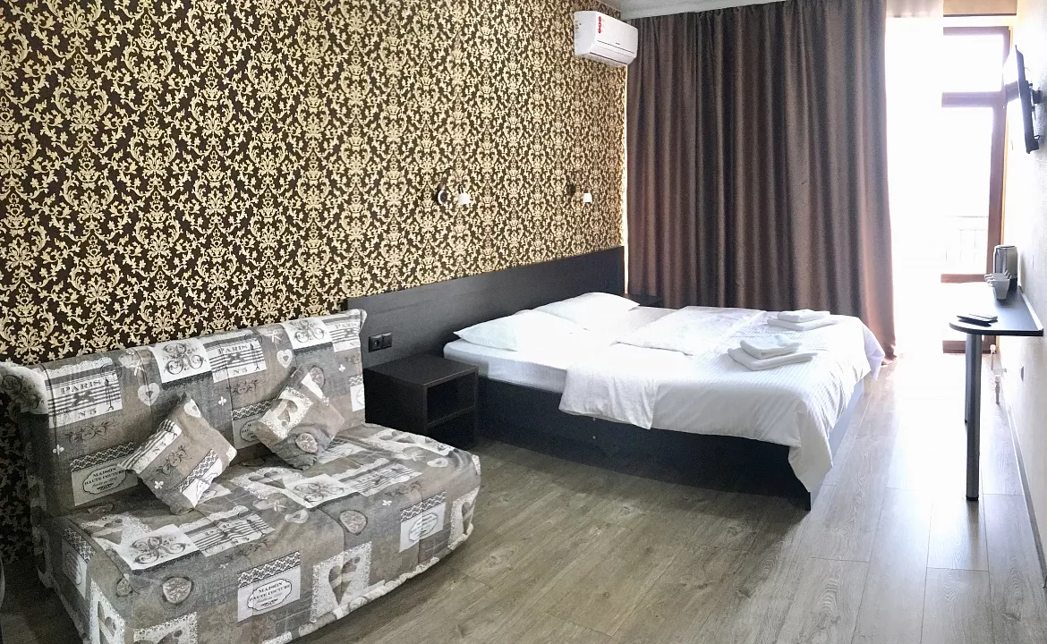 3 местные номера с балконом с видом на море. Гостевой дом София - Лазаревское. Лазаревское