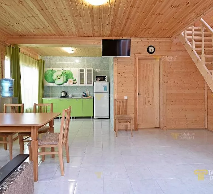 . Дом под ключ Домик на Лазурном 23. Голубицкая