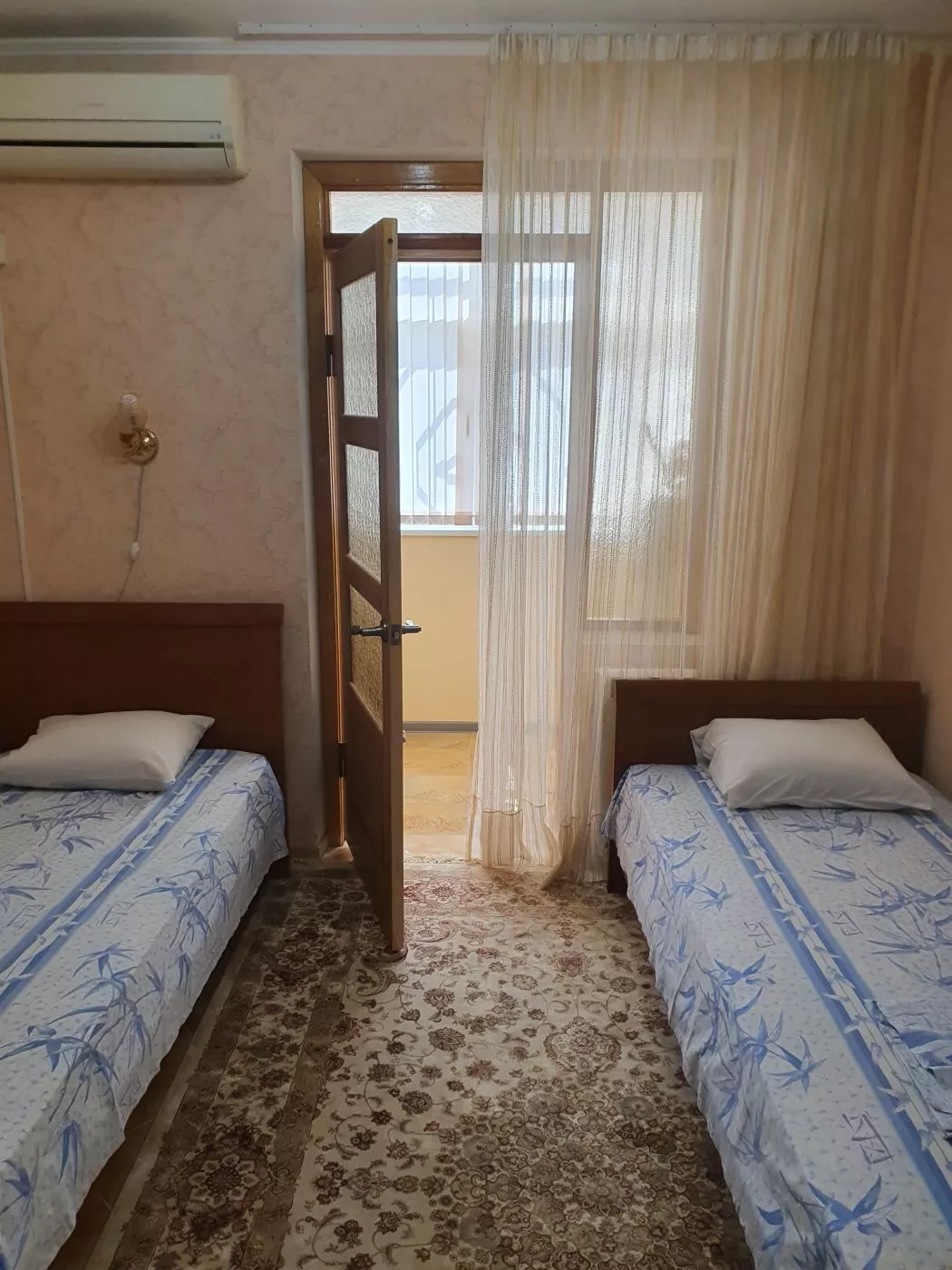 . Квартира в многоквартирном доме Двухкомнатная квартира Кольцевая 2. Квартиры в Лазаревском