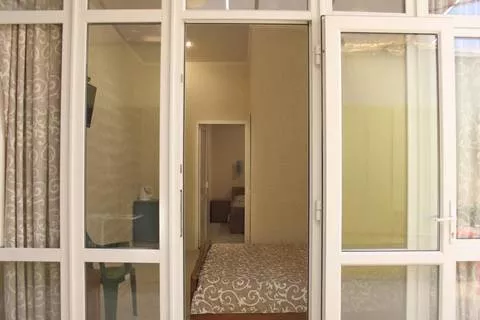 Четырехместный номер (№ 5). Эллинг ЮБК «Чайка». Алупка