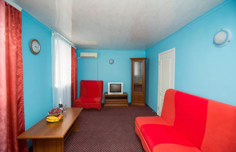 Номера FAMILY ROOM двухкомнатные. Вилла "Дана". Керчь