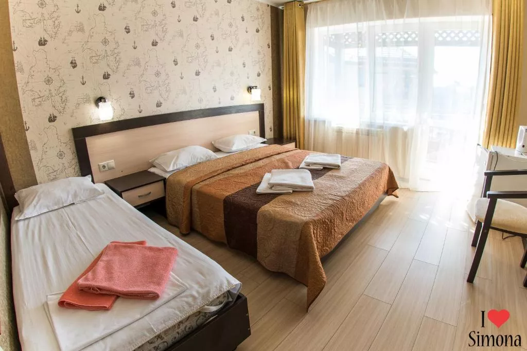 3-х местный номер . Гостевой дом "Симона". Витязево 3-х местный номер . Гостевой дом "Симона". Витязево