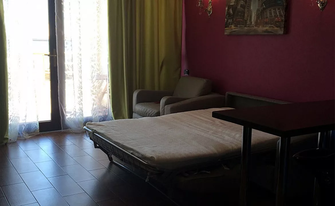 Семейный Люкс на первой линии. Квартира в многоквартирном доме Аппартаменты «Премьера». Чайка