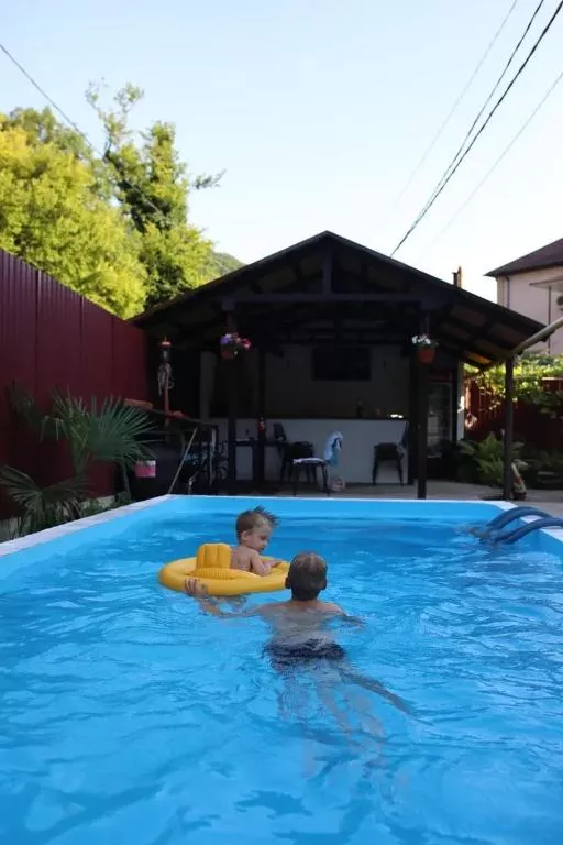 . Гостевой дом Евгения. Небуг