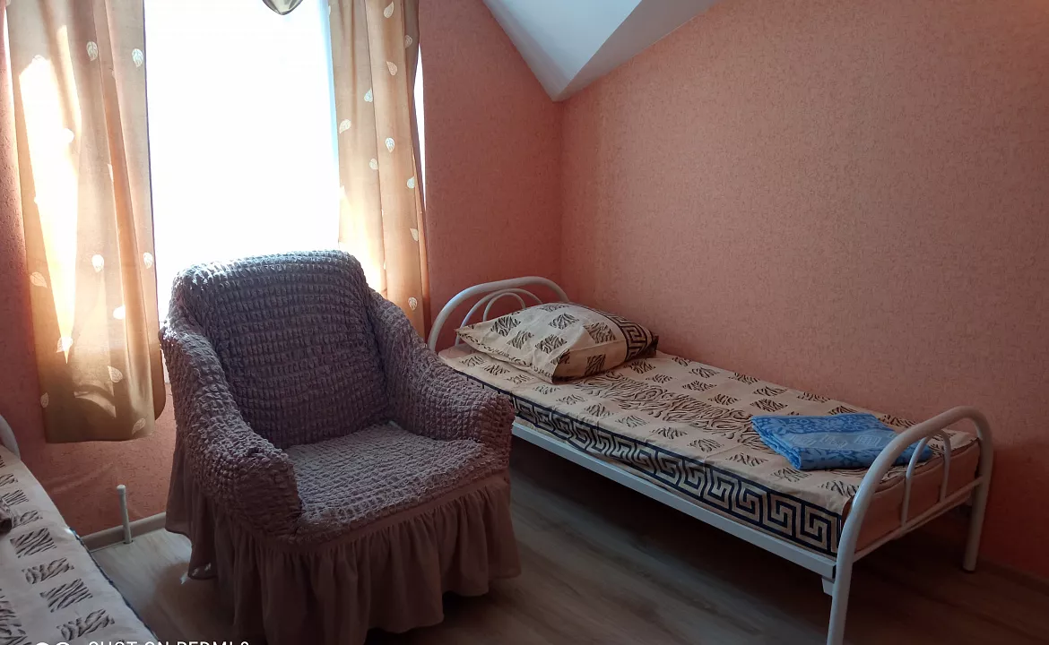 Комната на троих эконом. Гостевой дом Семейный пансион. Геленджик Комната на троих эконом. Гостевой дом Семейный пансион. Геленджик