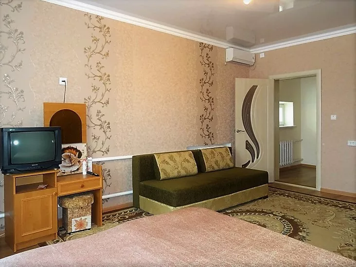 Дом под ключ (большой). Дом под-ключ "Дальняя 31". Евпатория