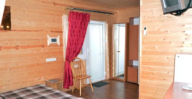 ВЕРХНИЙ ДОМИК. База отдыха «ФУТАРК». Форос