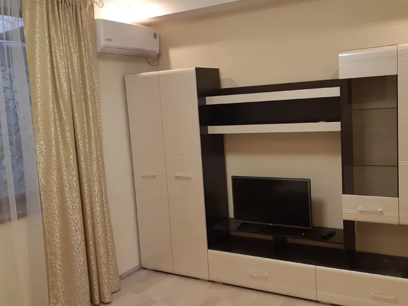 2-х комнатный люкс с кухней, балконом и видом на море. Коттедж «Алустон». Рыбачье