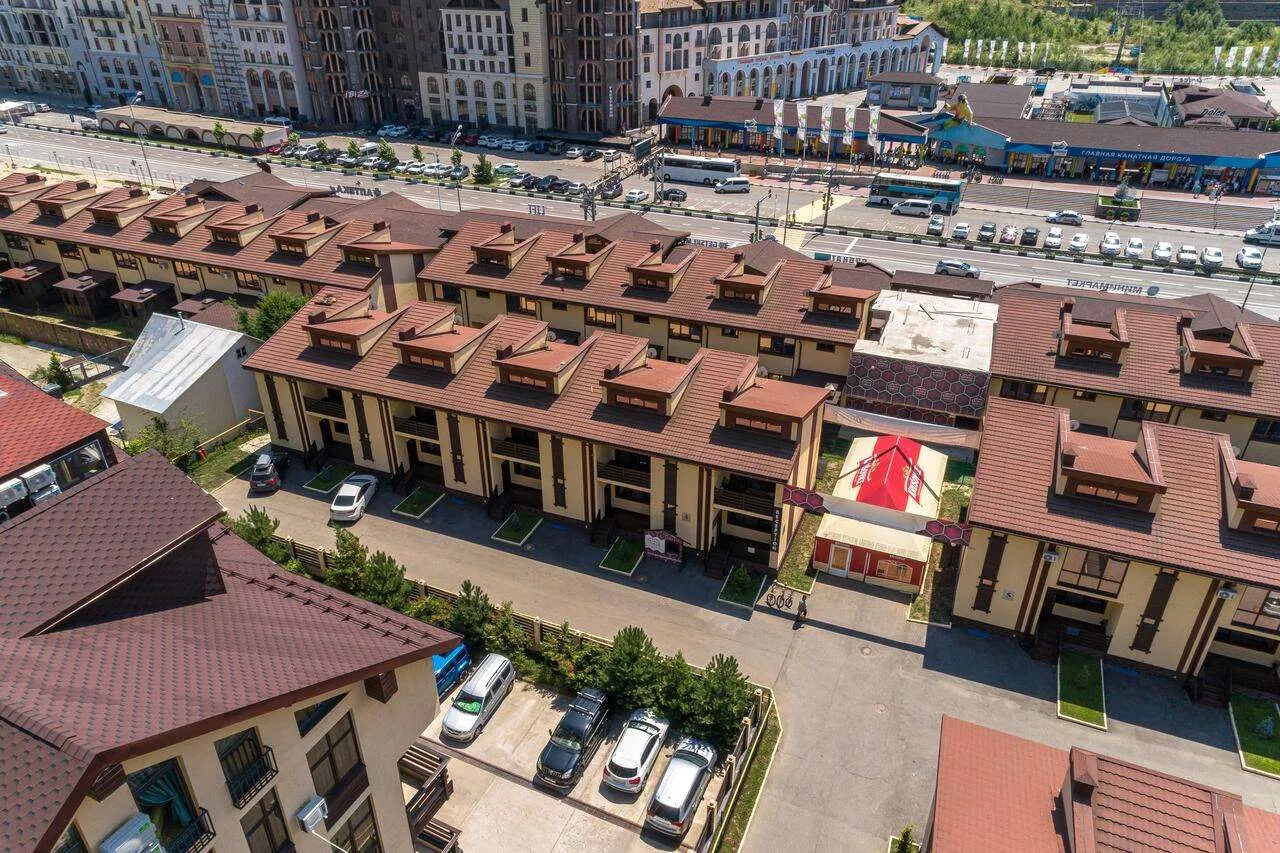 . Комплекс «Маунтин Виллас». Красная Поляна