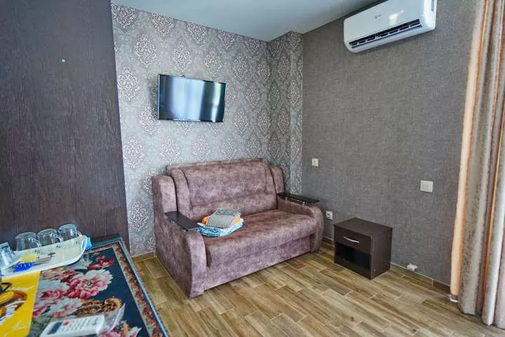 Комфорт 4-5ти местный. Отель «Черноморец». Лазаревское Комфорт 4-5ти местный. Отель «Черноморец». Лазаревское