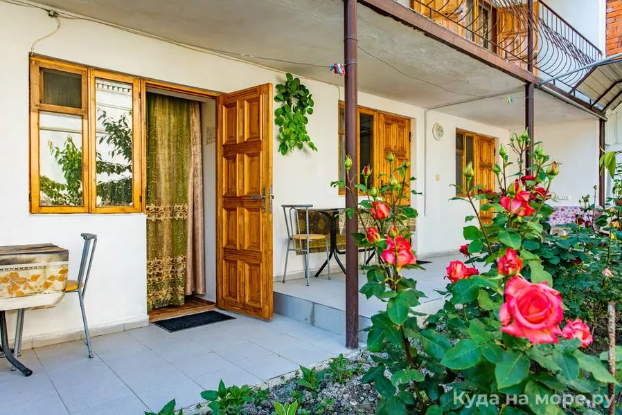 . Гостевой дом на Кутузова 9 . Геленджик