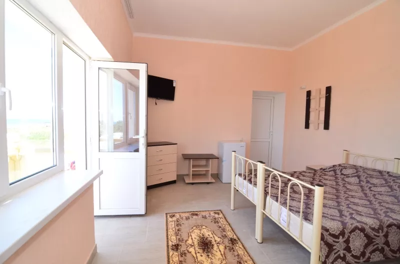 Стандарт 2-4 местный. Гостевой дом «АлександриЯ». Заозерное Стандарт 2-4 местный. Гостевой дом «АлександриЯ». Заозерное