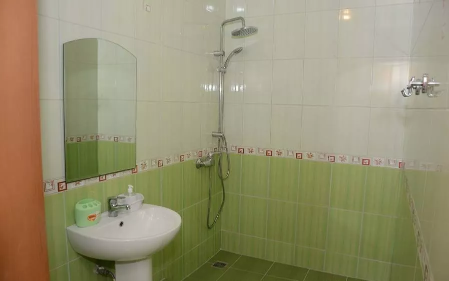 Трёхместный номер  Трёхместный номер