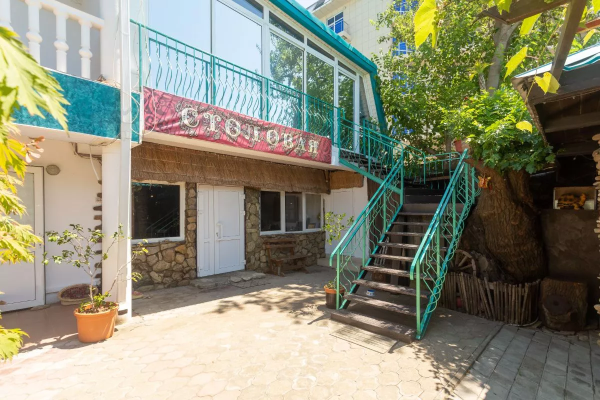 . Отель "Лазурный берег". Лермонтово