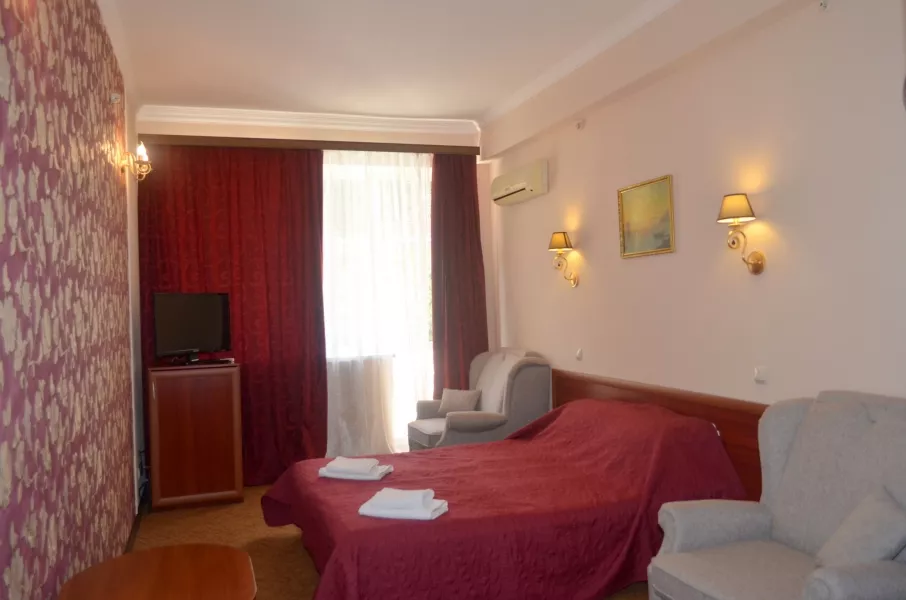 Стандарт Классика с видом на море и кафе. Отель Клуб-отель «Ламбат». Утёс