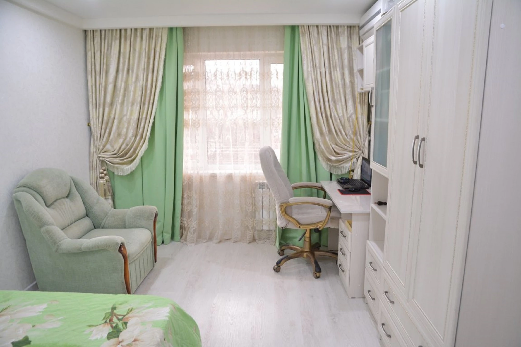 . 2-х комнт апартаменты по ул Партизанская. Лазаревское