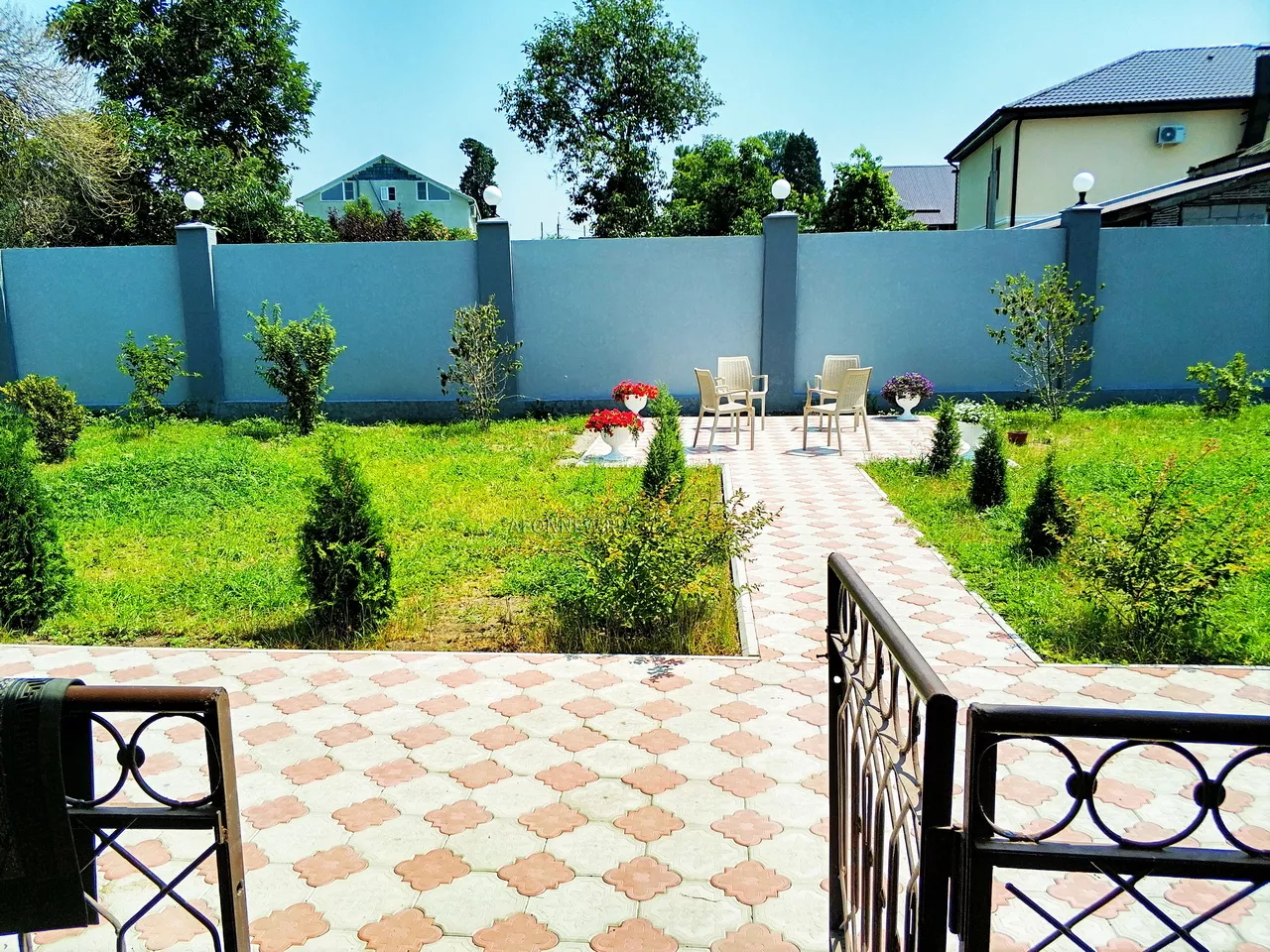 . Дом в Сухуме "На Маяке" рядом с морем. Сухум